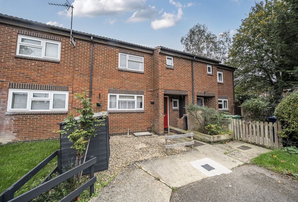 Property photo 1 of 11 1365491-1-68E91c1...