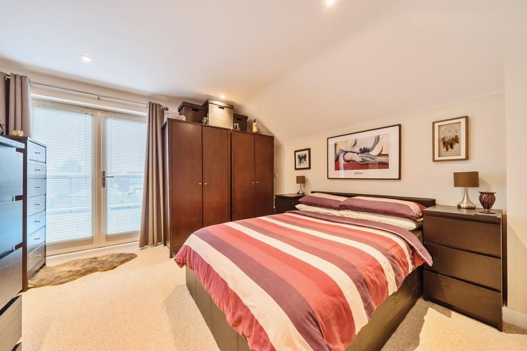 Property photo 3 of 22 Bedroom