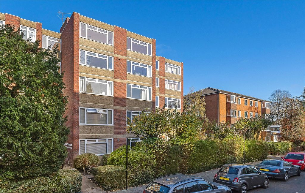 Property photo 2 of 8 Picture No. 13