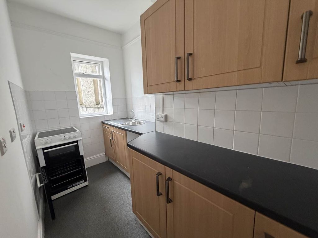 Property photo 1 of 7 Img_6317