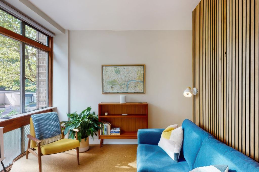 Property photo 2 of 11 Open Plan Living