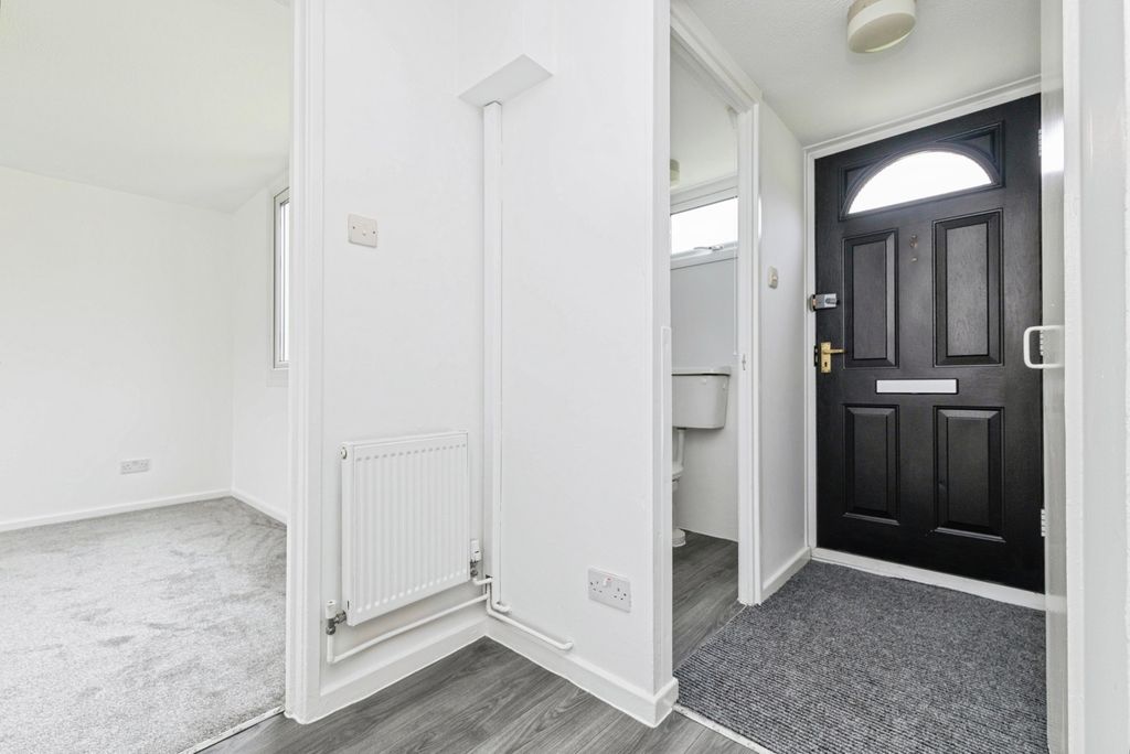 Property photo 2 of 20 Pbox-Img.Jpg