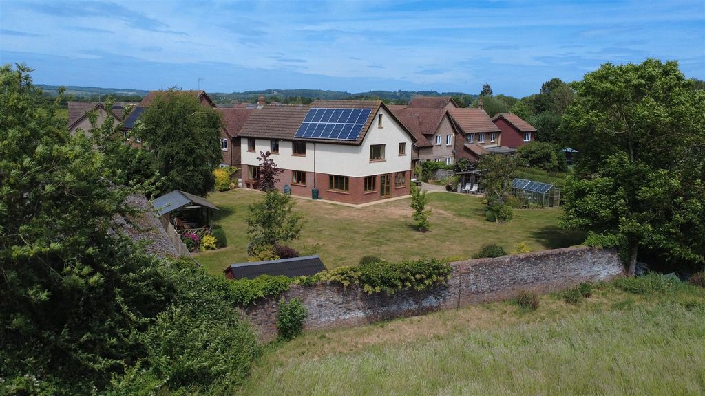 Property photo 1 of 33 Dji_0817.Jpg