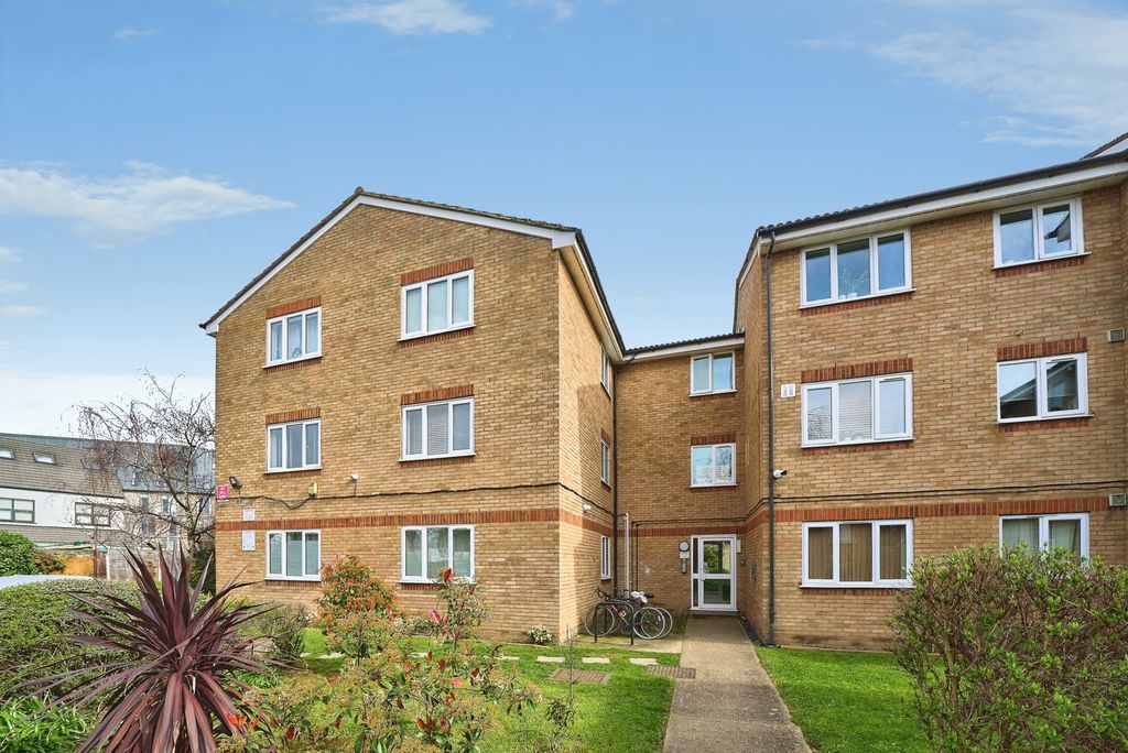 Property photo 1 of 19 Pbox-Img.Jpg