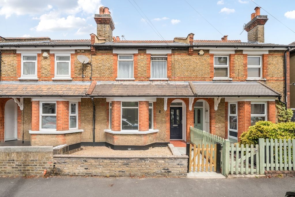 Property photo 1 of 12 1465234-2-6A0d982...