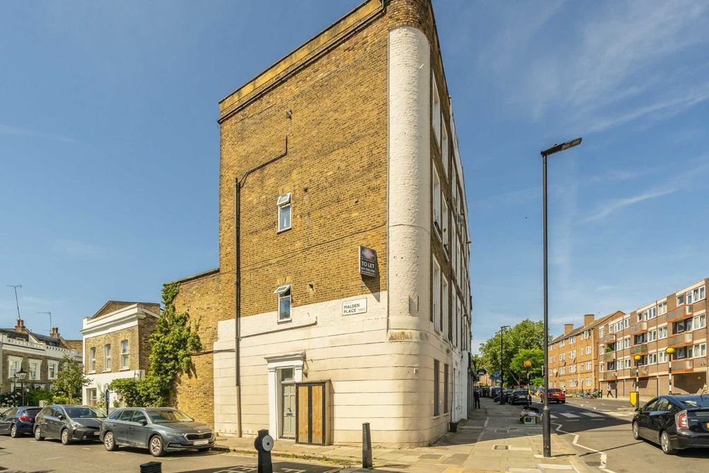 Property photo 1 of 5