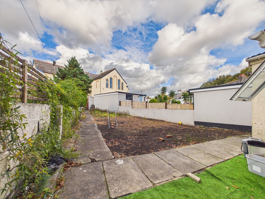 Property photo 2 of 16