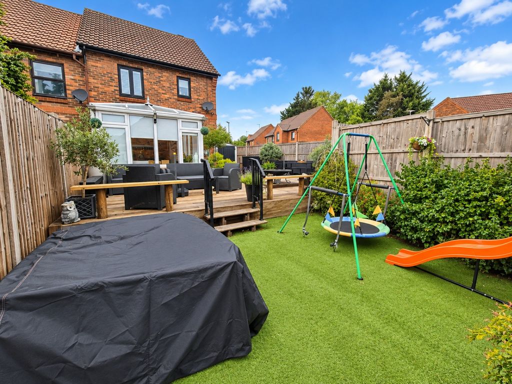 Property photo 2 of 13 5567912