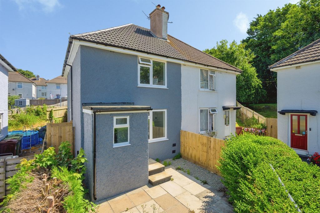 Property photo 1 of 22