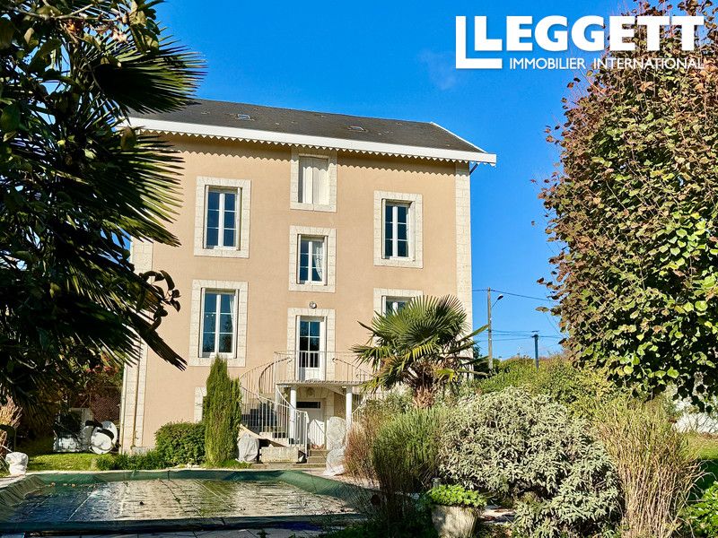 Property photo 1 of 10