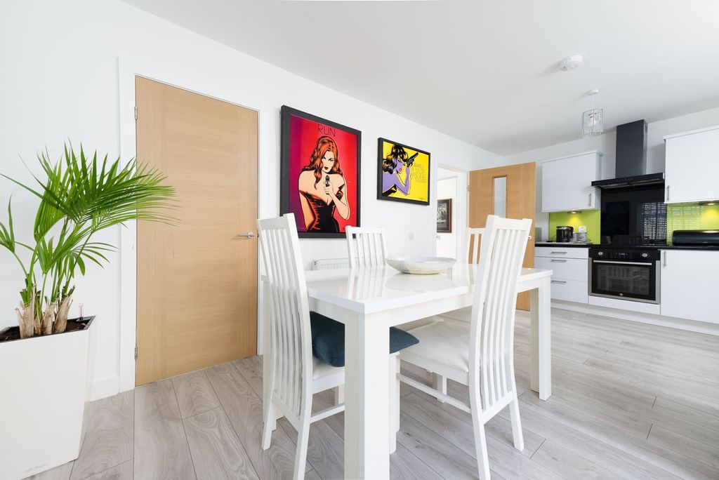 Additional image 11 of 3 bed end terrace house for saleHollybush Lane, Port Glasgow PA14