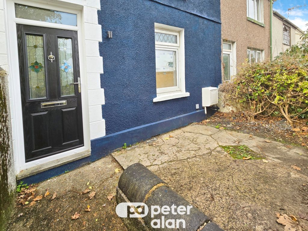 Property photo 2 of 13 View