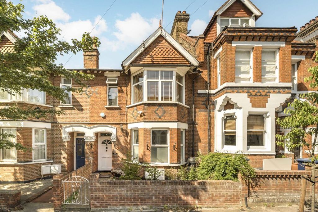 Property photo 1 of 7