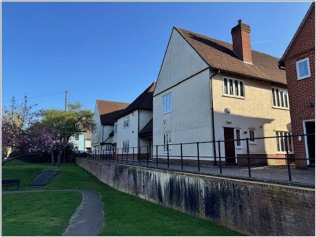 Property photo 3 of 4