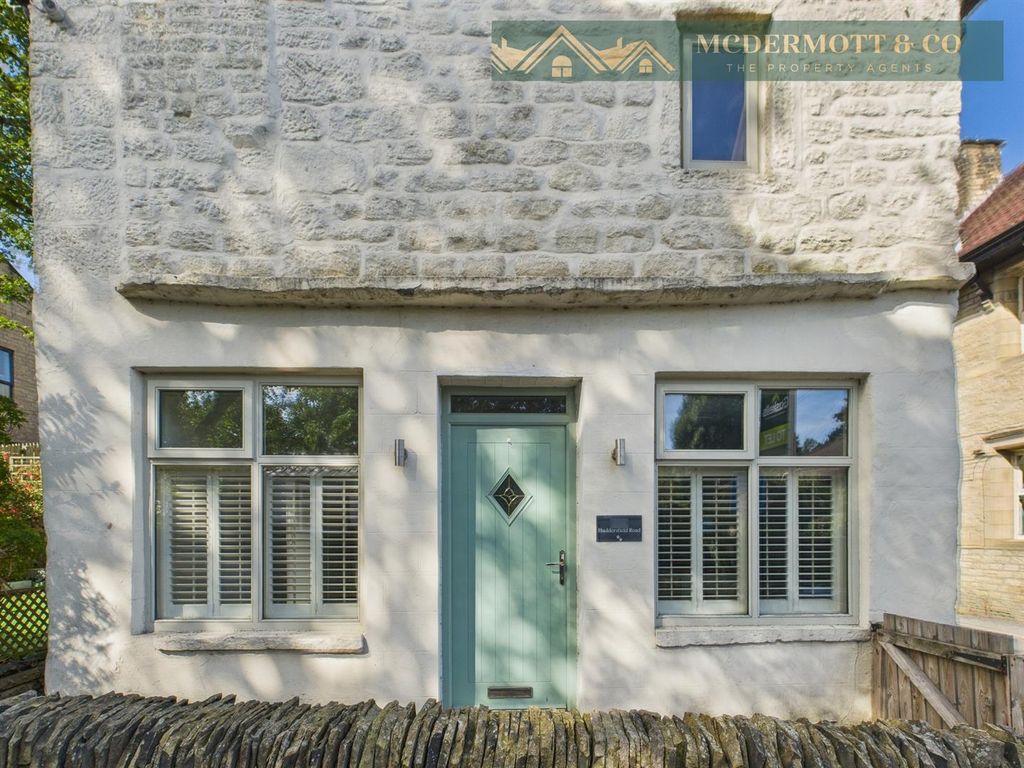 Property photo 2 of 19 Externally