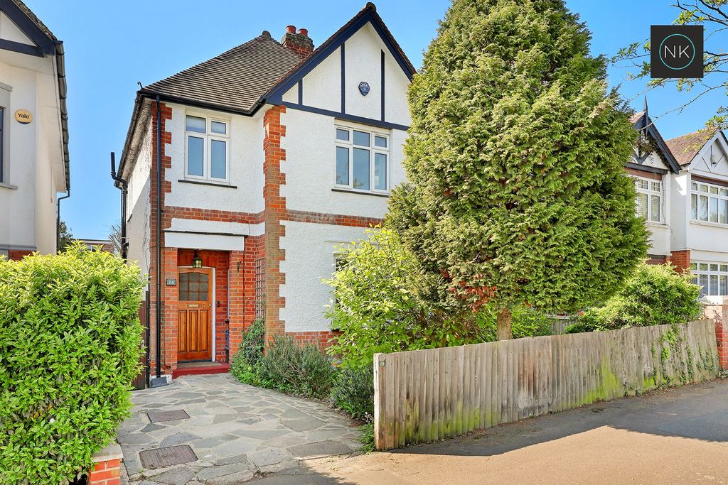 Property photo 1 of 30 4971840