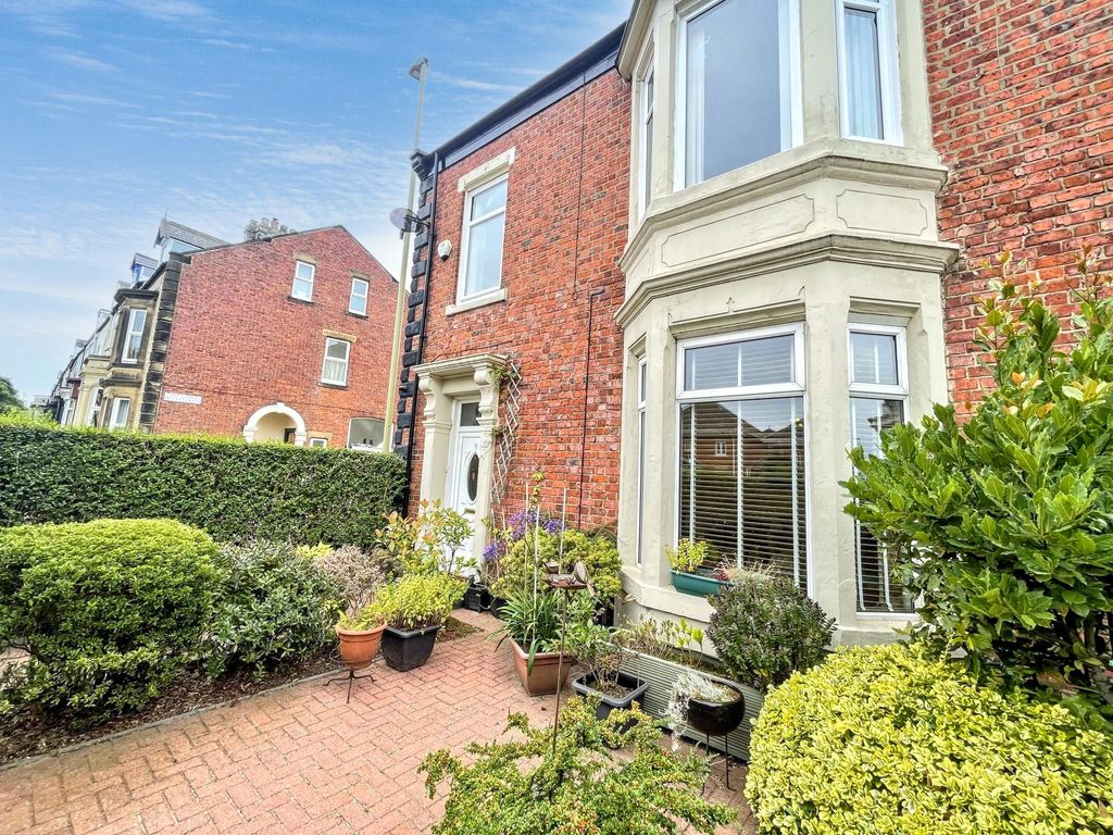 Property photo 3 of 15