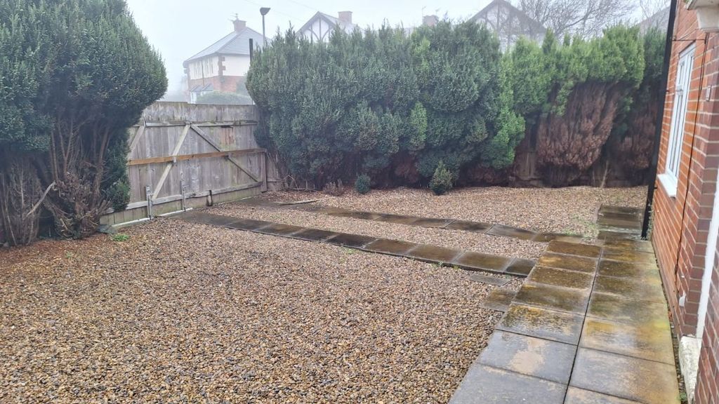 Property photo 3 of 24