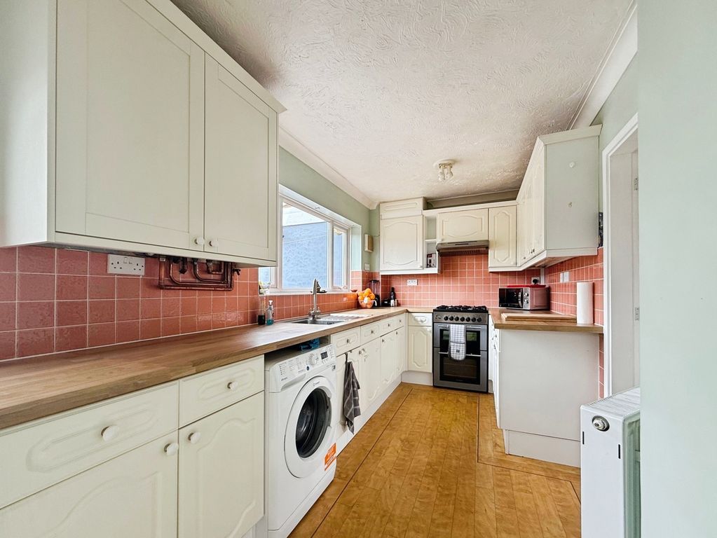 Property photo 2 of 20 Pbox-Img.Jpg