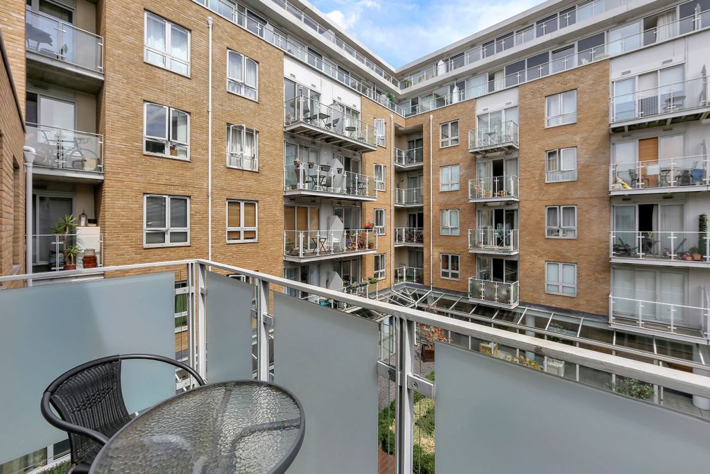 Property photo 3 of 8