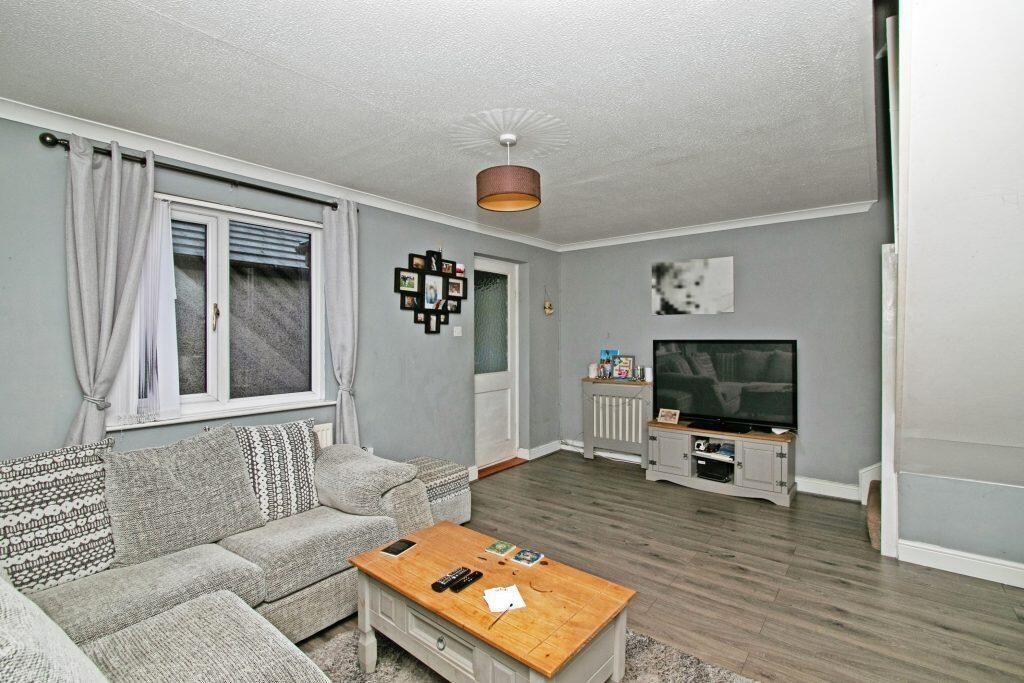 Property photo 2 of 12 8.Jpeg