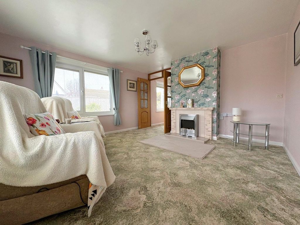 Property photo 2 of 15 Picture No. 31