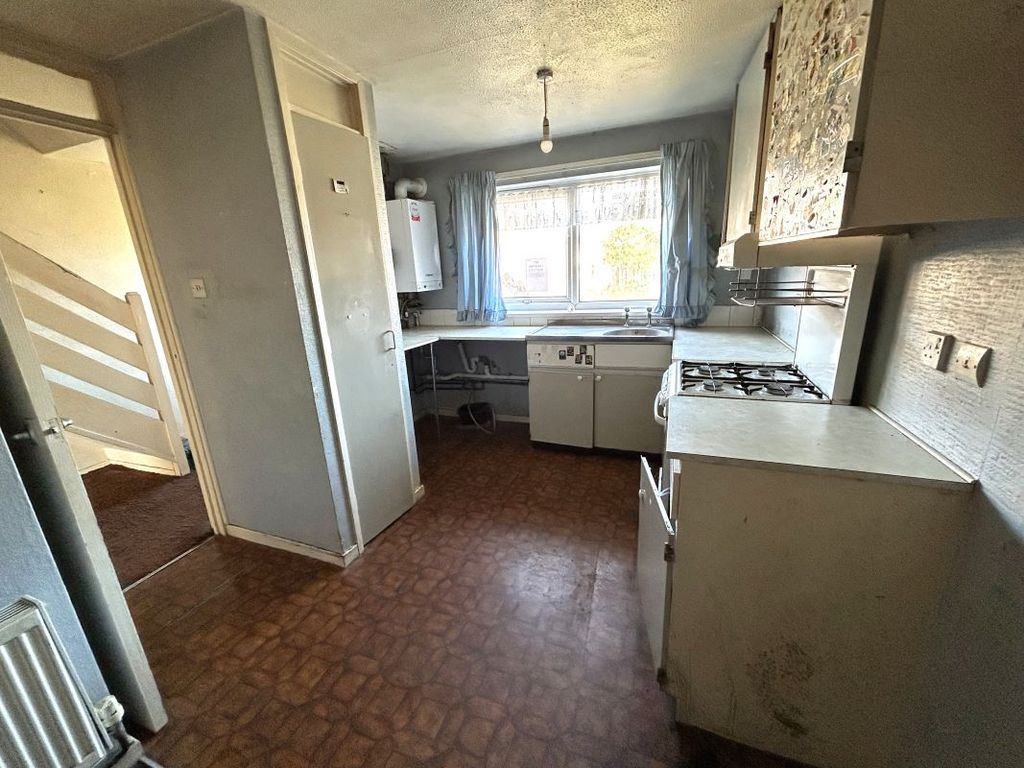 Property photo 3 of 8
