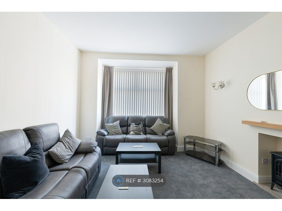 Property photo 3 of 31