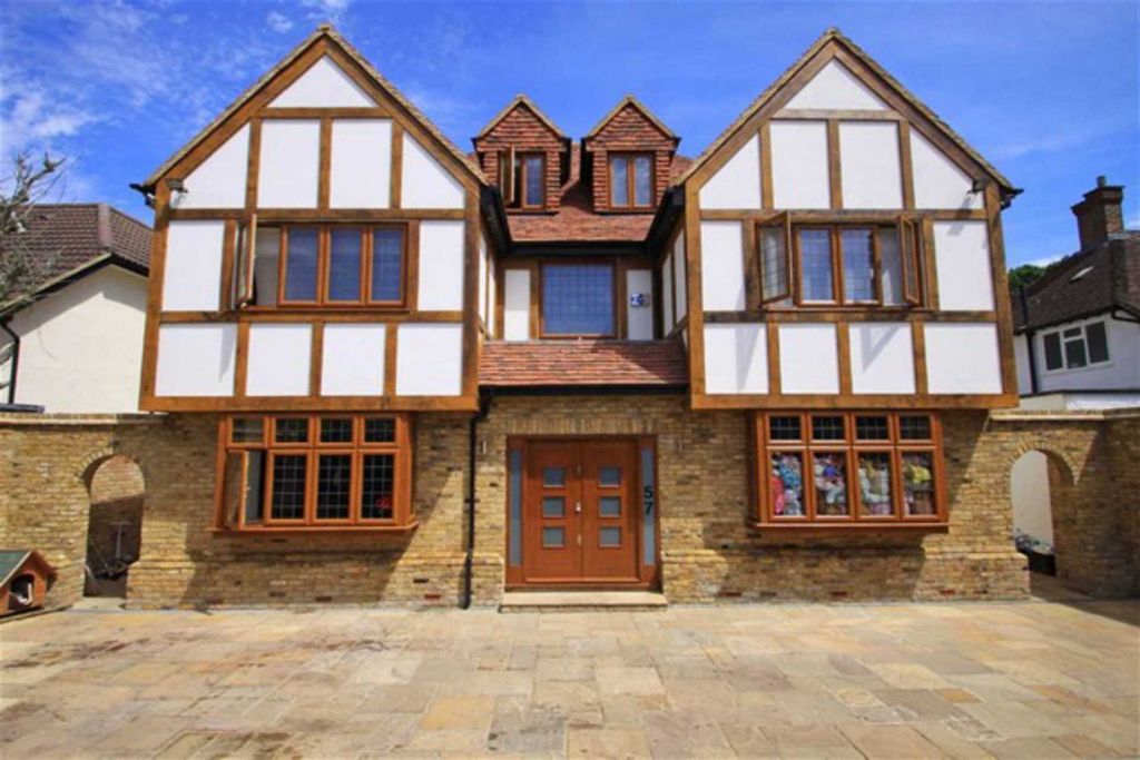 Property photo 1 of 13