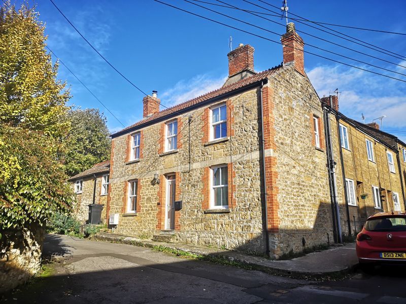 Property photo 1 of 20
