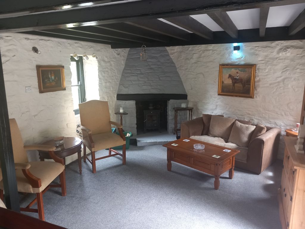 Property photo 2 of 7