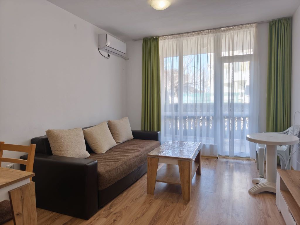 Property photo 2 of 11