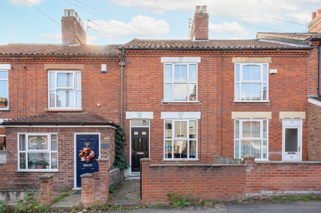 Property photo 1 of 23