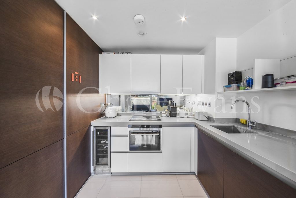 Property photo 2 of 13 Kitchen