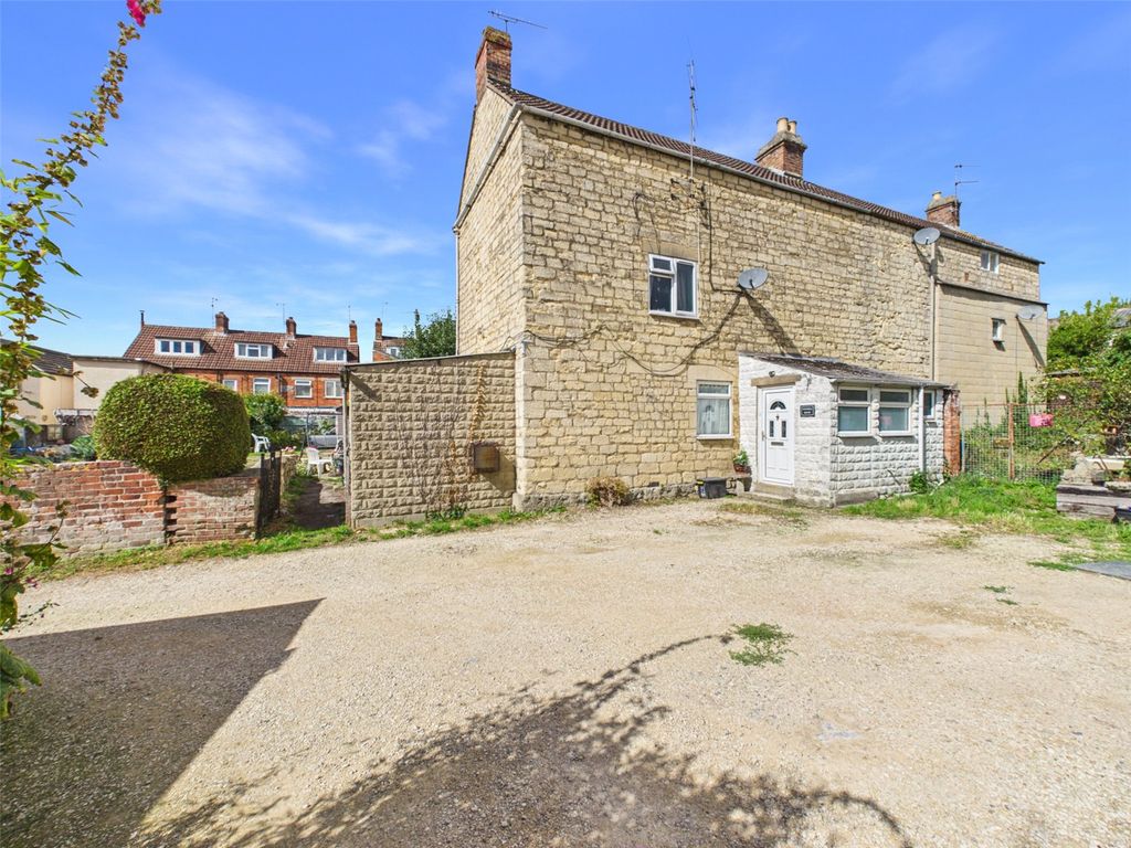 Property photo 1 of 21 Picture No. 20