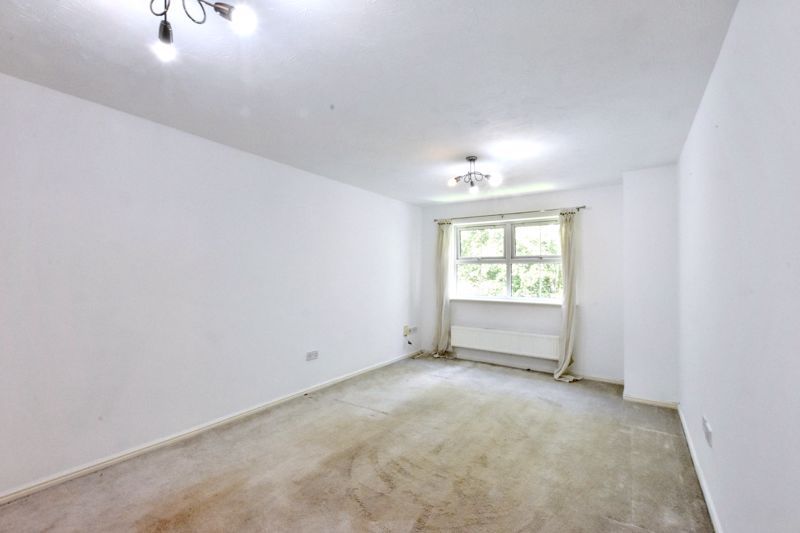 Property photo 3 of 11 Photo 1