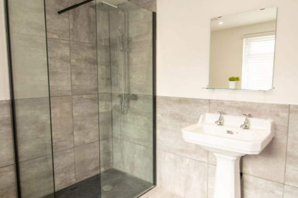 Property photo 2 of 8 Photo 1