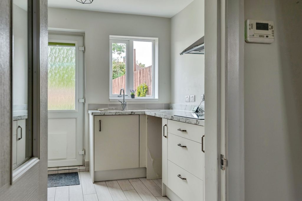 Property photo 3 of 19 Pbox-Img.Jpg