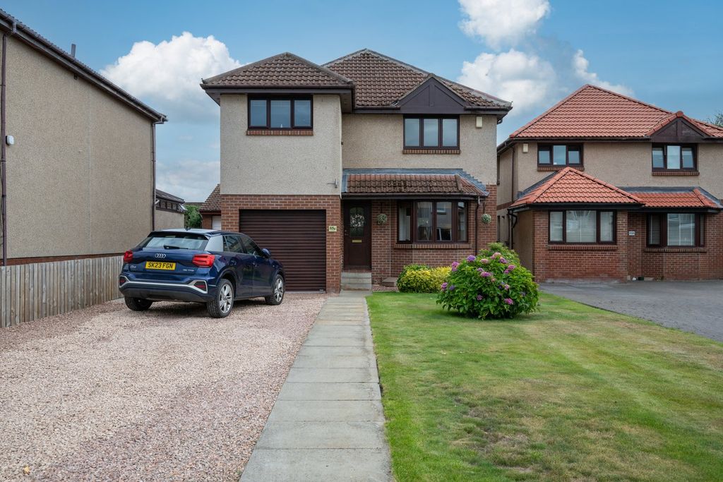 Property photo 1 of 35