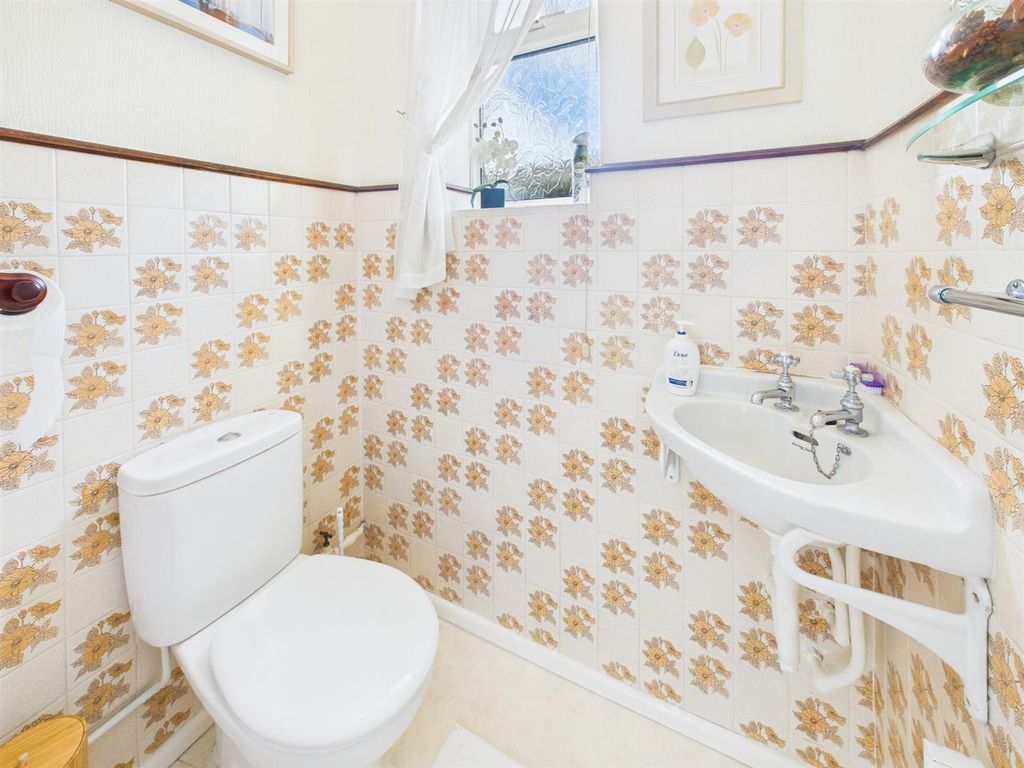 Property photo 3 of 12 Cam05080G0-Pr0243-Still012.Jpg