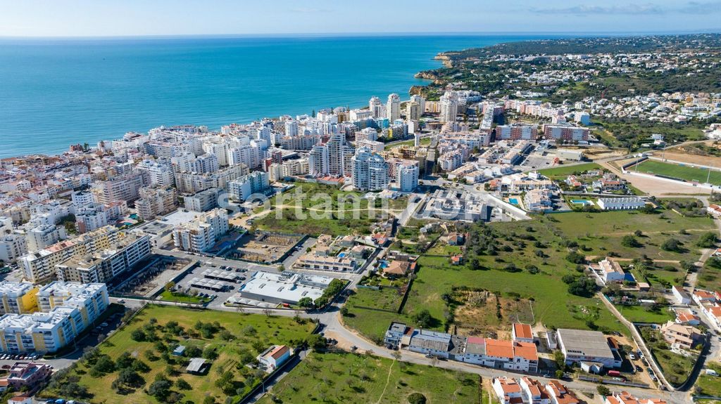 Property photo 1 of 3