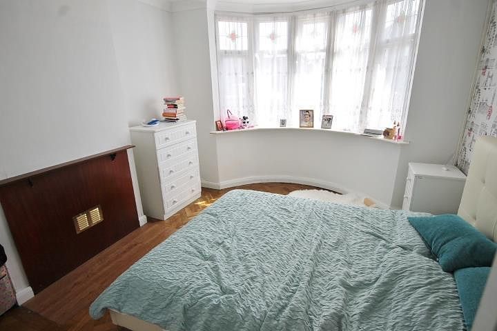 Property photo 3 of 7 Bedroom