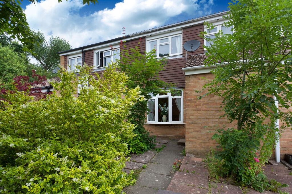 Property photo 1 of 8