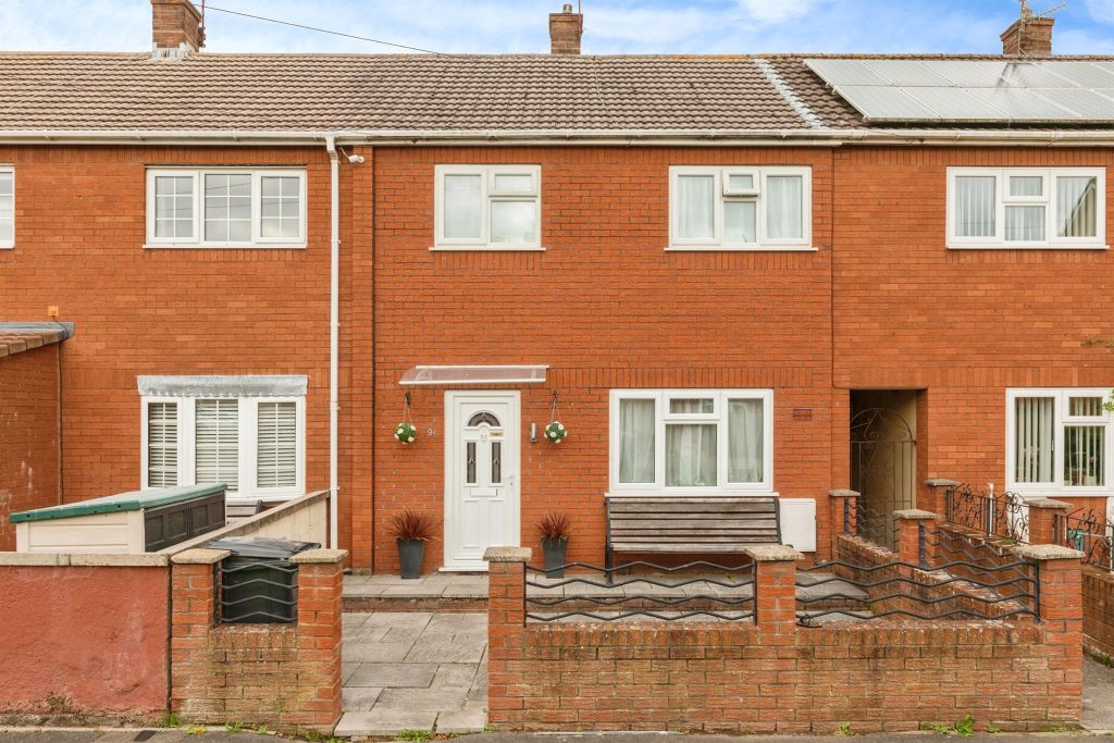 Property photo 1 of 17