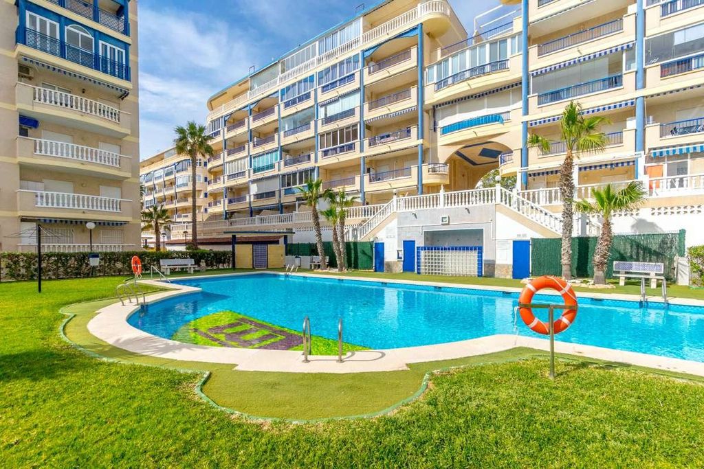 Property photo 1 of 25