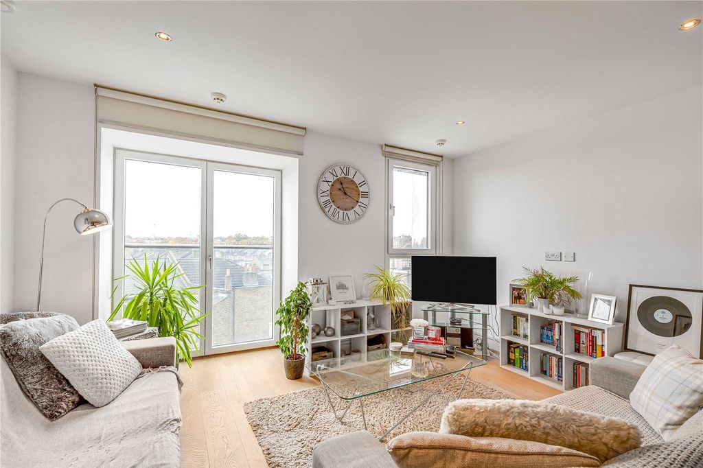 Property photo 1 of 10 Picture No. 06