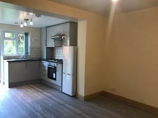 Property photo 3 of 12 Kitchen