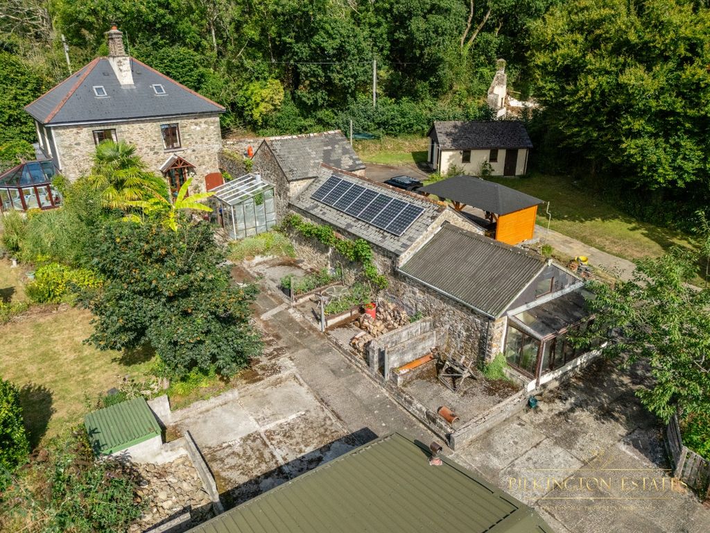 Property photo 2 of 31 4347314