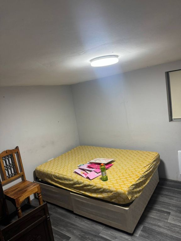 Property photo 3 of 12 Gallery