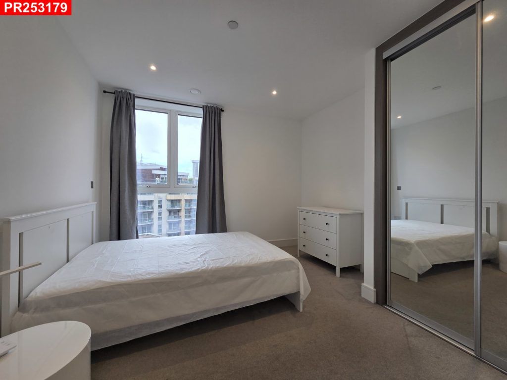 Property photo 3 of 13